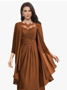 Elegant Lace Bodice Brown Evening Dress with Cape